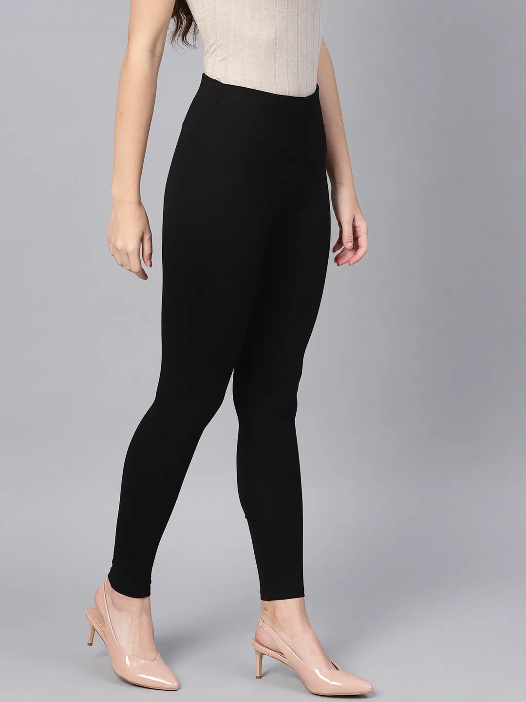 Black Knitted Slim Jeggings