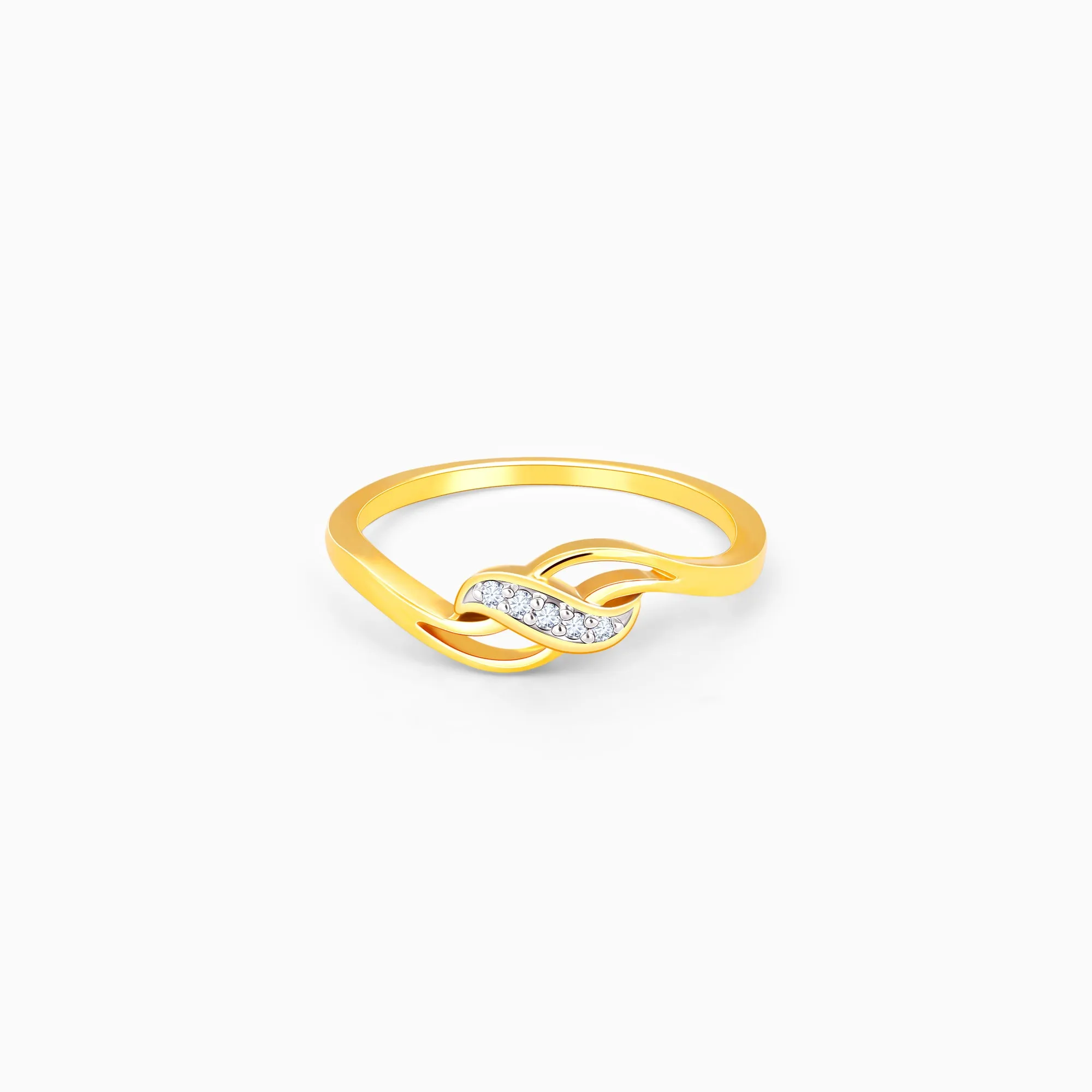 Alluring Gold Diamond Ring with Graceful Design