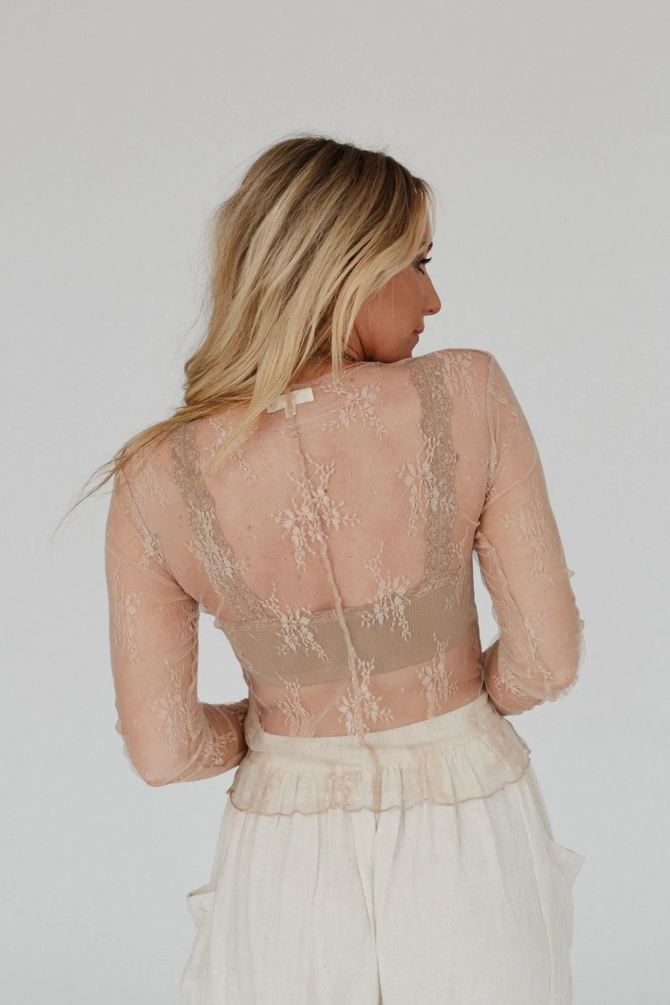 Graceful Lace Top - Nude