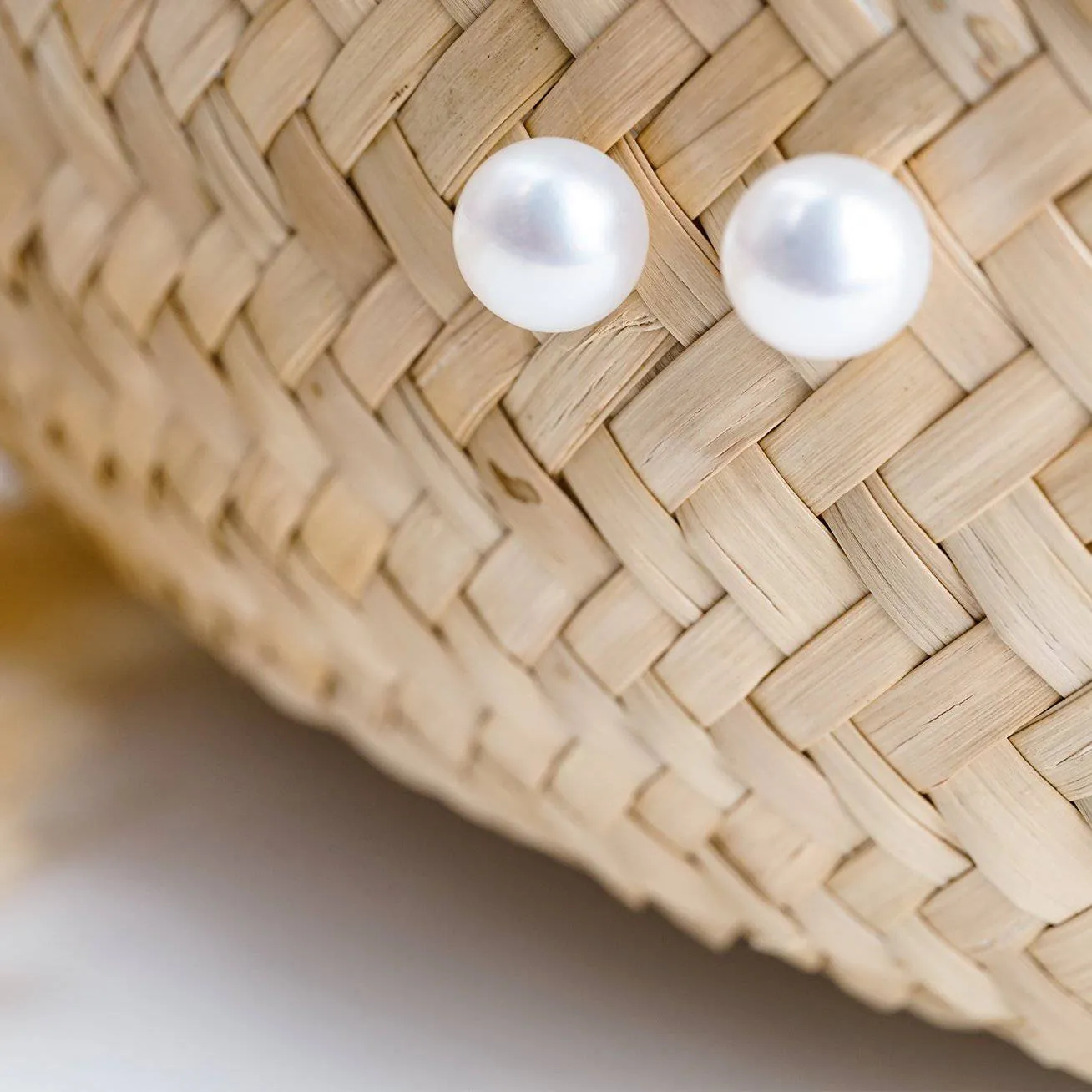 Top Grade Freshwater Semi Round Pearl Stud Earrings WE00239