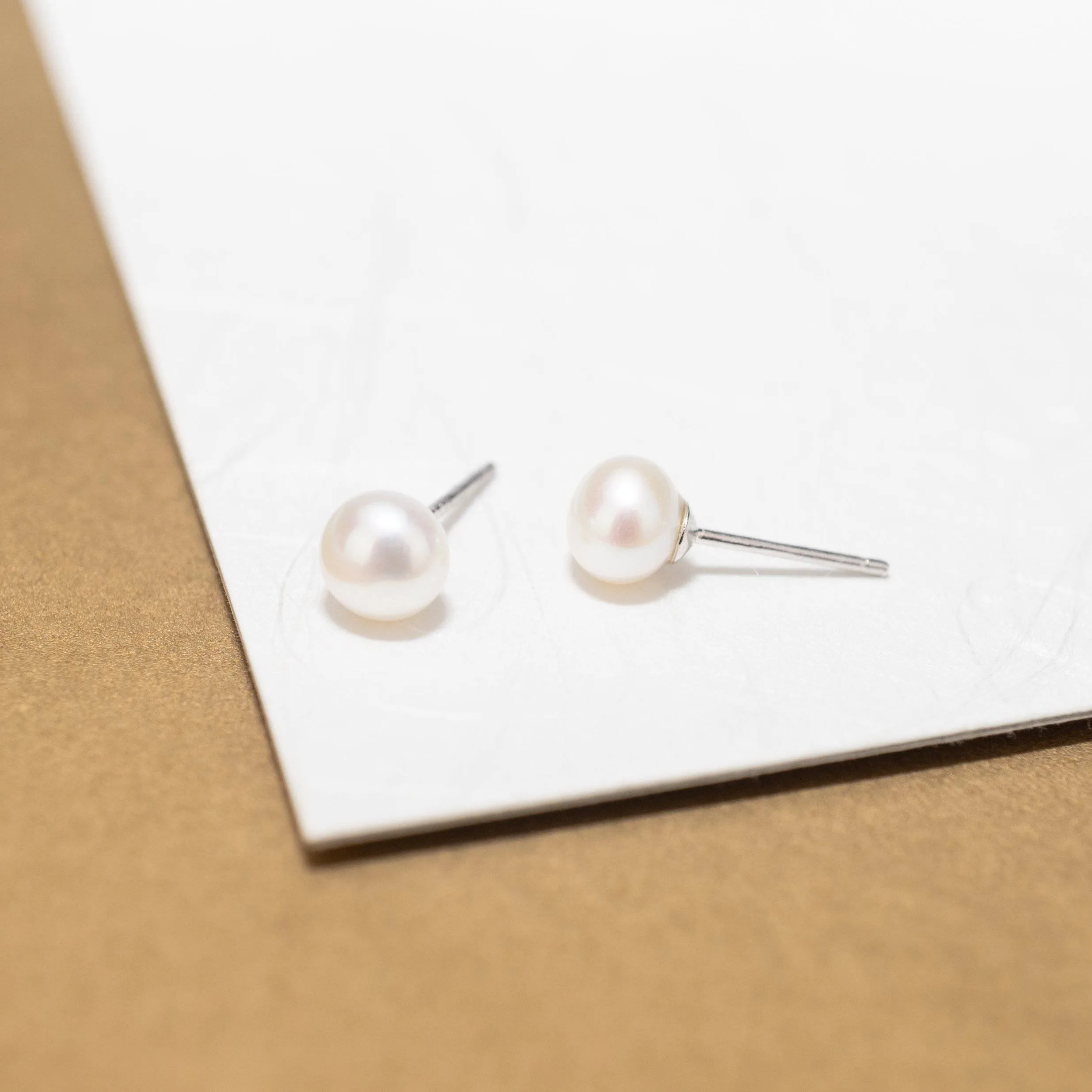 Top Grade Freshwater Semi Round Pearl Stud Earrings WE00239